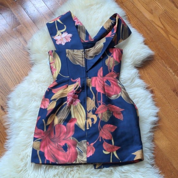 Pls see copy listing if still interested / C/meo need you dress one shoulder - Picture 7 of 9